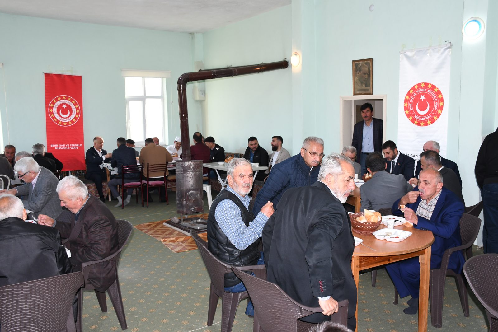 Kastamonu – Araç: Şehit aileleri için vefa yolculuğu bayramda da devam etti
